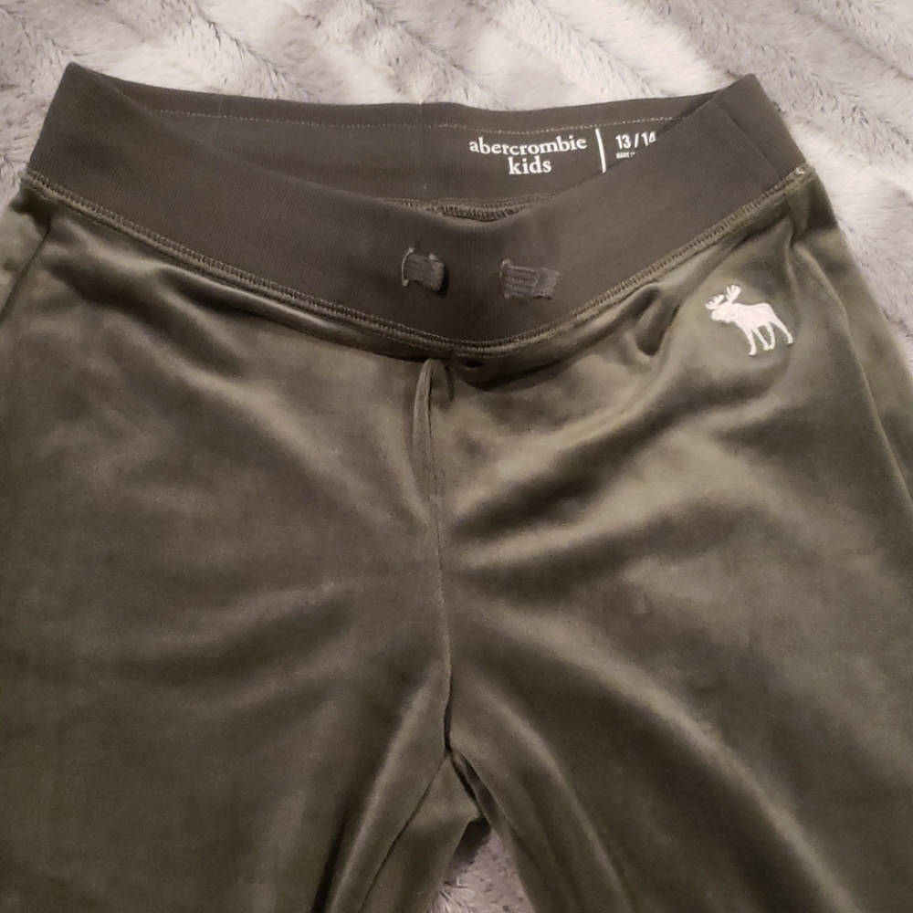 Abercrombie leggings in kaki green
